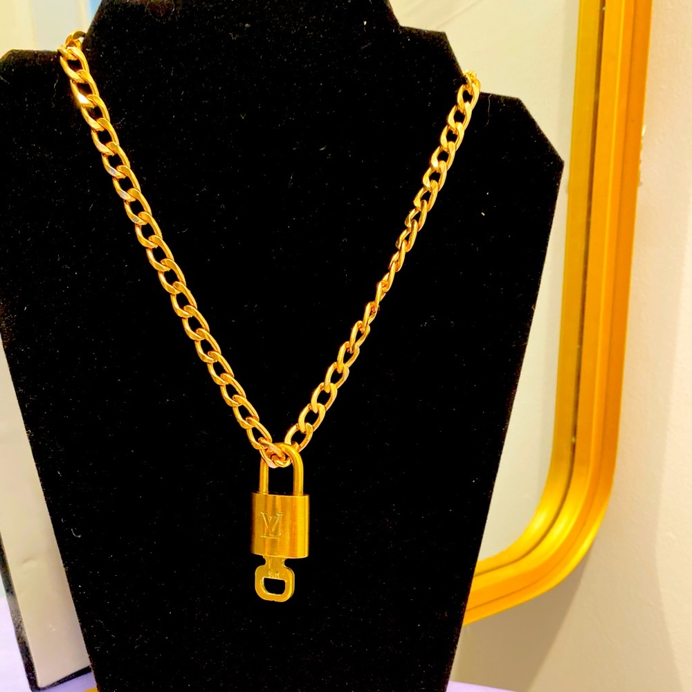Authentic LV lock & key